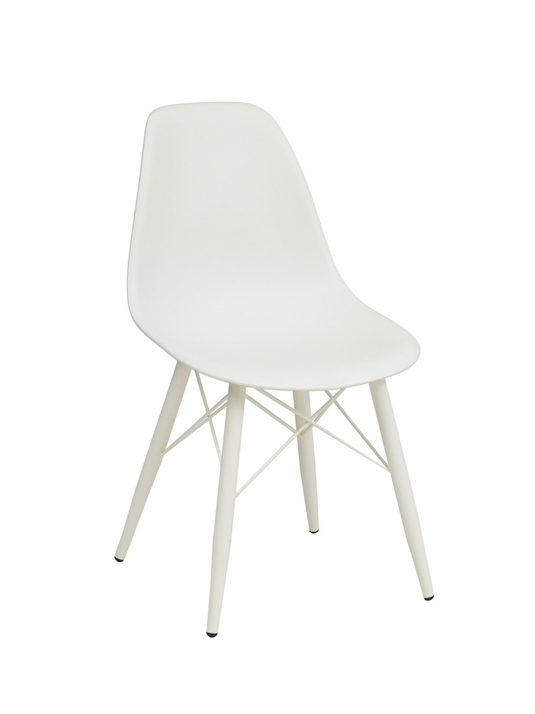 Silla Ceylan con patas de acero en color blanco asiento PP blanco